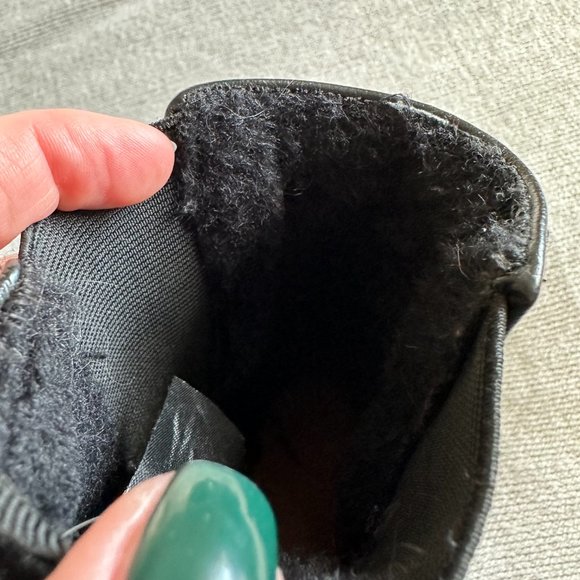 H&M Black Fur-Lined Booties w/ Block Heel - Picture 4 of 5